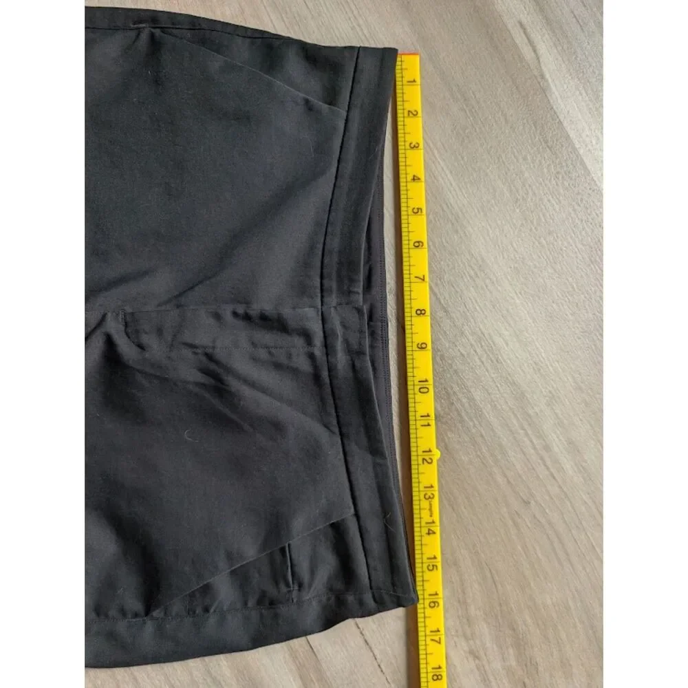 Lululemon Women's Trek Trouser in Black, Size 8 (D2)